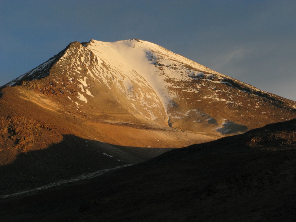 Утурунку – вулкан-убийца или Офисный червь лезет на 6000 м.