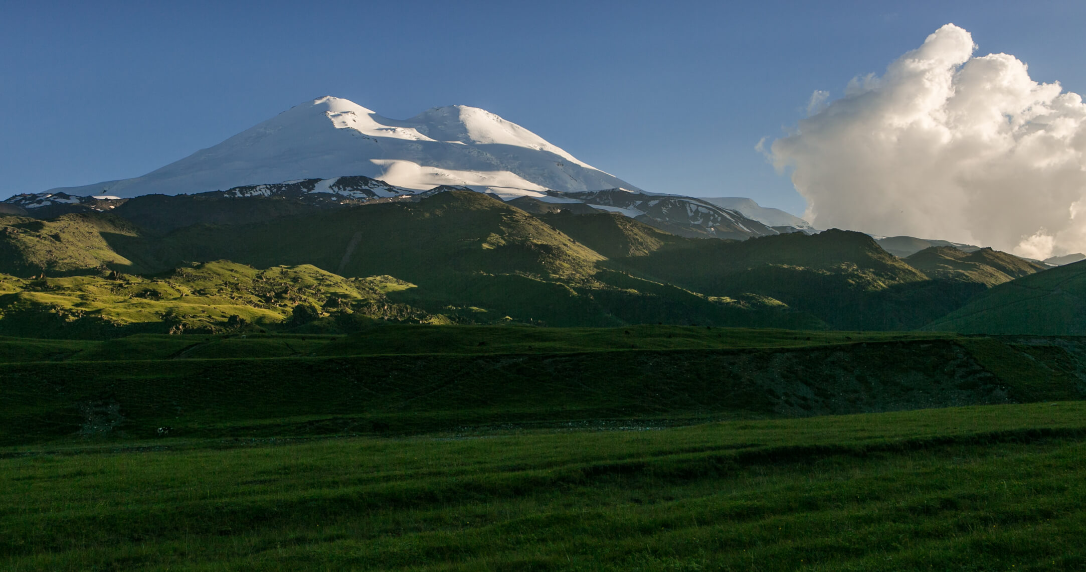 Эльбрус в июле фото